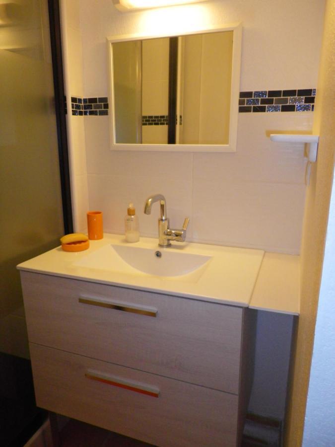 Amarine Joli T3 Centre Ville Terrasse Parking Et Velos Sete Exterior photo